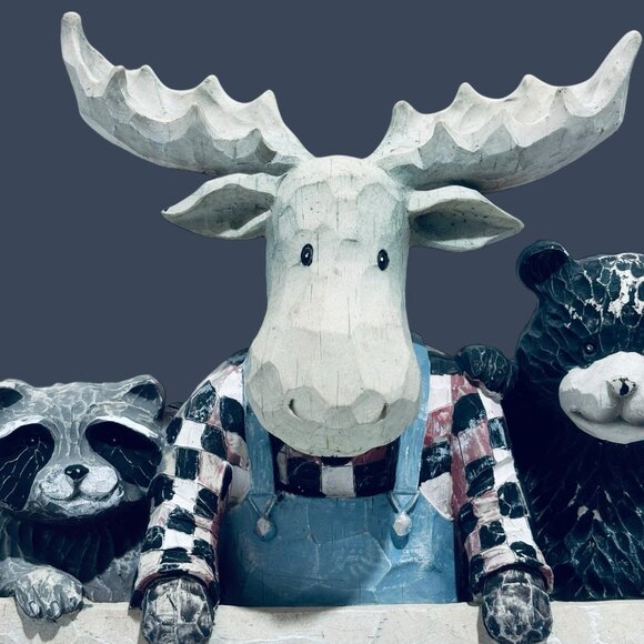 Welcome To Our Cabin Bear, Moose, & Raccoon Forest Wildlife Statue Decor Display - Picture 2 of 12
